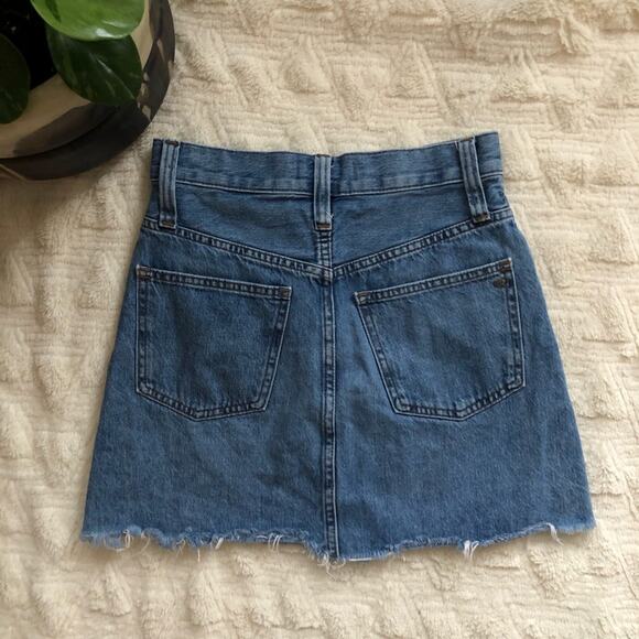 Madewell Denim A-Line Mini Skirt in Lakeline Wash - Picture 9 of 9